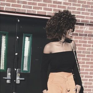 Meet your Posher, Bukola